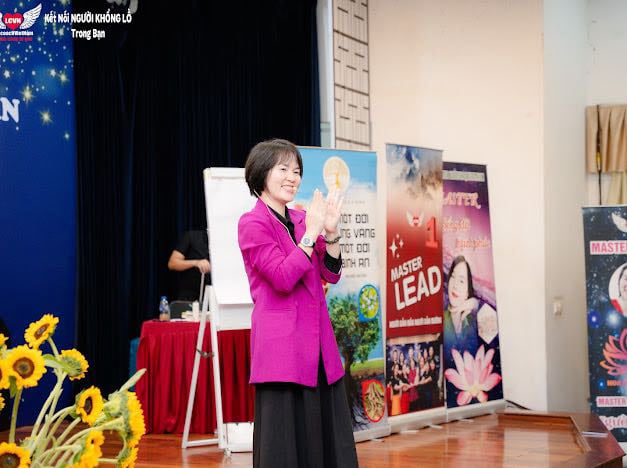 Tái Cấu Trúc Cuộc Đời Để Chạm Tới Tự Do Tài Chính Ở Tuổi 30–45