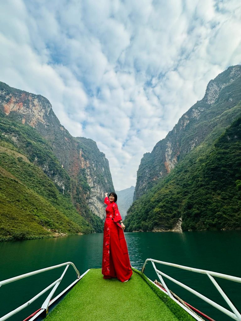 Tăng Thu Nhập Mà Không Tăng Áp Lực: Cách Người Giỏi Làm Khi Họ Bận Và Nhiều Trách Nhiệm